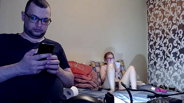 yunis32 online show from 02/25/25, 07:27