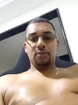 Reis001122 online show from 06/27/26, 04:40