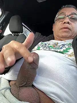 Snapshot of tigre6911 chatting on 02/26/26, 05:13 tigre6911 online show from 02/26/26, 05:13