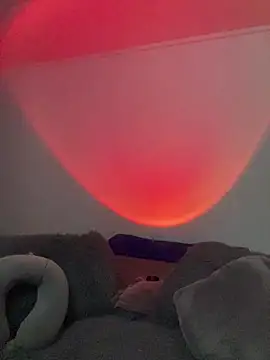 Snapshot of Dracco_Velour_ chatting on 02/20/26, 10:17 Dracco Velour online show from 02/20/26, 10:17