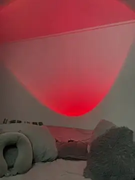 Snapshot of Dracco_Velour_ chatting on 02/28/26, 04:45 Dracco Velour online show from 02/28/26, 04:45