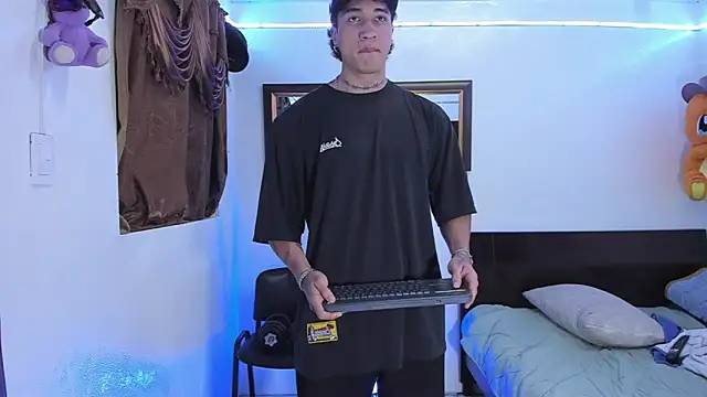 Bull  fit online show from 02/01/26, 04:11