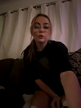 sugxrfox online show from 12/18/25, 06:51