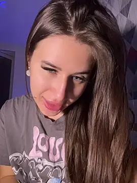 Snapshot of Lira_Fayeee chatting on 07/15/26, 07:10 Lira Fayeee online show from 07/15/26, 07:10