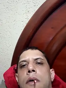 Snapshot of nando_33 chatting on 02/10/26, 02:32 nando 33 online show from 02/10/26, 02:32