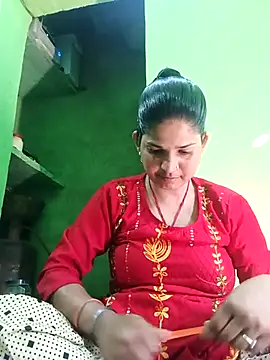 Snapshot of Simakchi_bhabi chatting on 12/15/25, 09:15 Simakchi bhabi online show from 12/15/25, 09:15