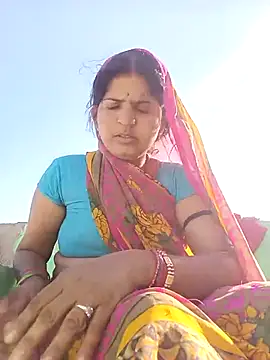 Snapshot of Simakchi_bhabi chatting on 12/18/25, 04:39 Simakchi bhabi online show from 12/18/25, 04:39