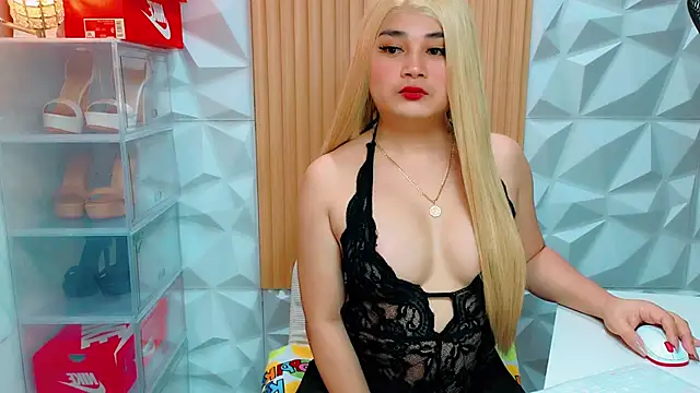 Snapshot of flirt_ashly chatting on 12/19/25, 06:27 flirt ashly online show from 12/19/25, 06:27