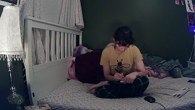 hanna banana5 online show from 12/18/25, 06:51