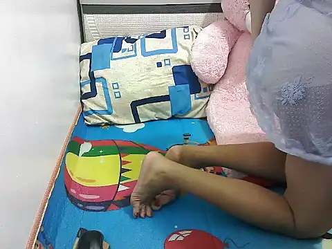 Wetnwild34xx online show from 12/22/25, 06:19