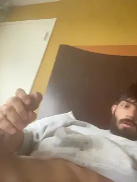 Mebangdrums1 online show from 12/19/25, 03:36