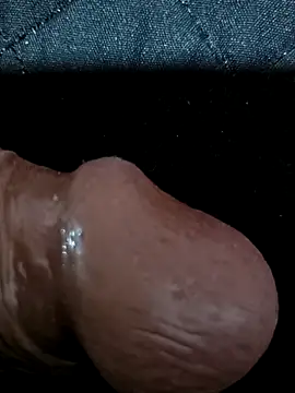 Snapshot of AntonioCeballos1234ad chatting on 12/19/25, 02:37 AntonioCeballos1234ad online show from 12/19/25, 02:37