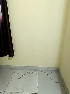 Snapshot of Kavya79 chatting on 12/17/25, 04:28 Kavya79 online show from 12/17/25, 04:28