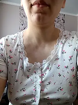 Snapshot of Emilyhomegirl1 chatting on 02/24/26, 07:53 Emilyhomegirl1 online show from 02/24/26, 07:53