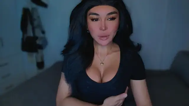 Snapshot of mxshemale_ladyboy chatting on 03/19/25, 10:31 mxshemale ladyboy online show from 03/19/25, 10:31