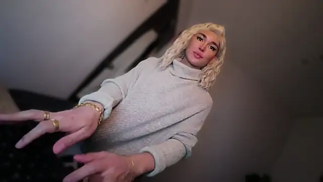 mxshemale ladyboy online show from 11/28/25, 02:12