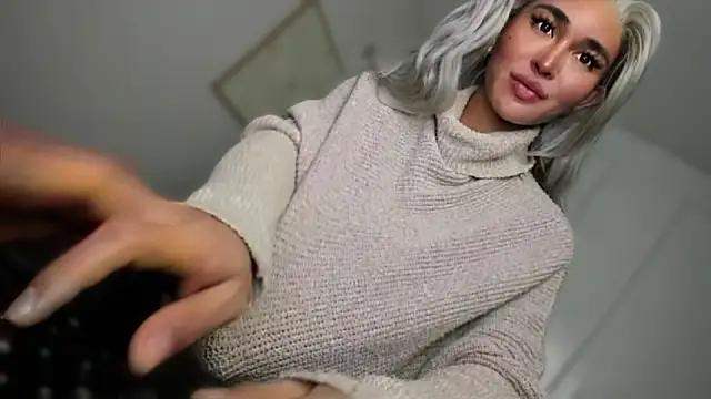 Snapshot of mxshemale_ladyboy chatting on 02/23/26, 04:40 mxshemale ladyboy online show from 02/23/26, 04:40