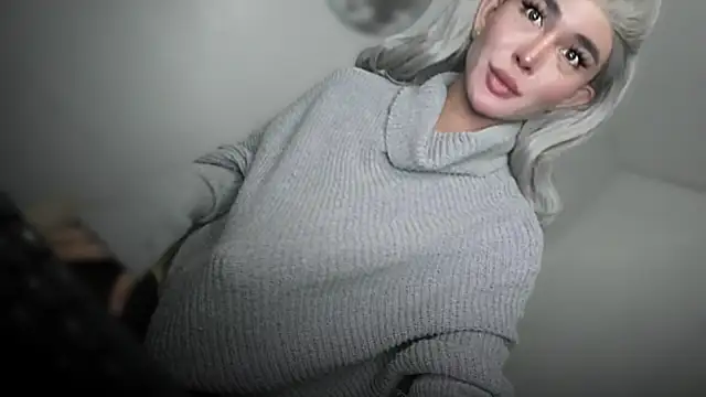 mxshemale ladyboy online show from 03/17/26, 03:42