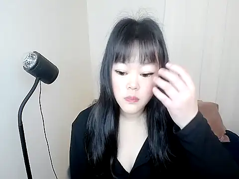 Snapshot of 605kkv chatting on 02/24/26, 03:07 605kkv online show from 02/24/26, 03:07