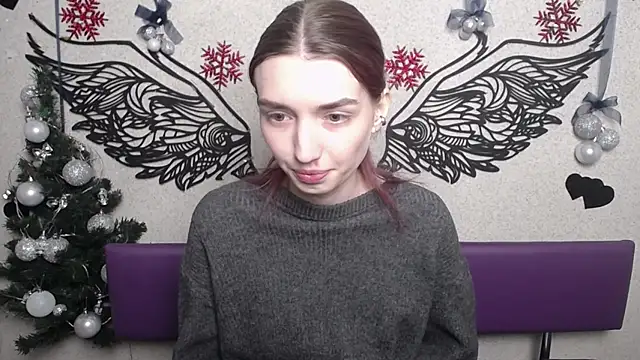 LisaDarcy online show from 12/16/25, 01:59