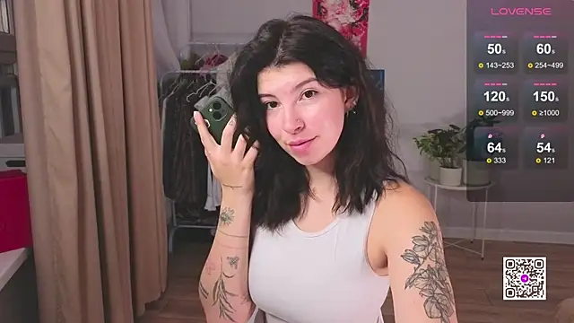 Snapshot of BlushKira chatting on 01/16/26, 05:39 BlushKira online show from 01/16/26, 05:39