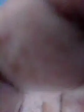 Snapshot of Queen-Boikie chatting on 12/18/25, 03:05 Queen-Boikie online show from 12/18/25, 03:05