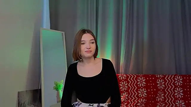 Leyla crsh online show from 02/22/26, 05:21