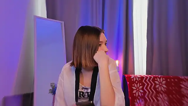 Leyla crsh online show from 02/20/26, 05:15