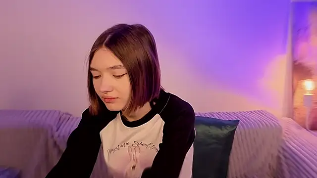 Leyla crsh online show from 02/10/26, 05:06