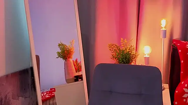 Leyla crsh online show from 02/23/26, 05:30