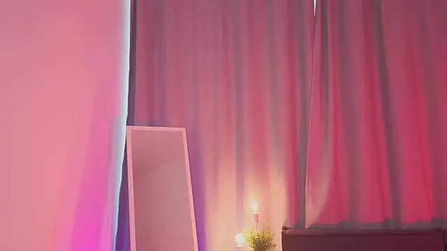 Leyla crsh online show from 01/14/26, 05:11