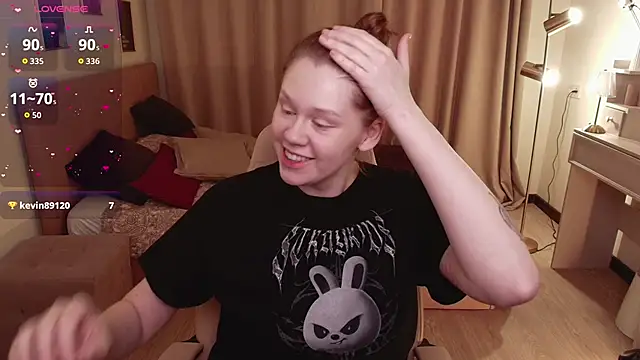 Snapshot of Alison_Doody chatting on 01/13/26, 07:56 Alison Doody online show from 01/13/26, 07:56