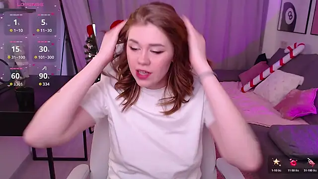 Snapshot of Alison_Doody chatting on 12/17/25, 07:46 Alison Doody online show from 12/17/25, 07:46