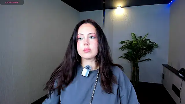 Snapshot of AlbaLimory chatting on 06/30/26, 01:22 AlbaLimory online show from 06/30/26, 01:22