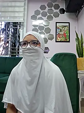 Dalia Reem online show from 12/18/25, 12:31