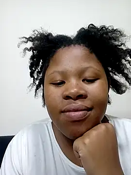 TemptingCloeXx online show from 04/13/26, 09:41