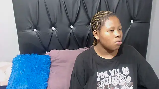 TemptingCloeXx online show from 03/11/26, 06:35