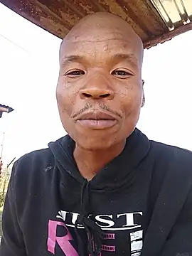 thabisozxz online show from 05/18/26, 11:04