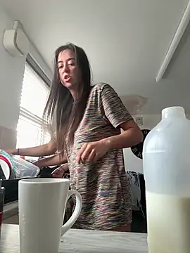 MillieB online show from 06/10/26, 10:16