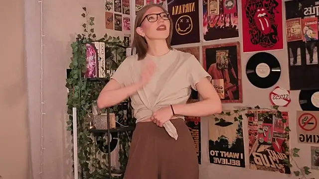 JeaneneWoltz online show from 01/10/26, 09:37