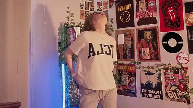 JeaneneWoltz online show from 01/14/26, 10:08