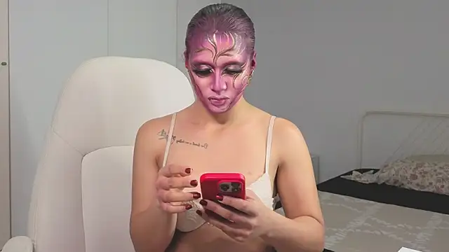 MiaMorenoo online show from 12/19/25, 04:09