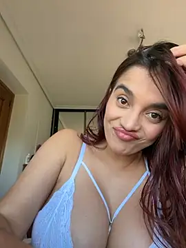 lara beker online show from 04/01/26, 04:37