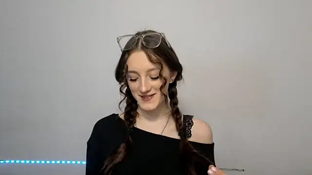 LisaBoddy online show from 01/08/26, 01:17