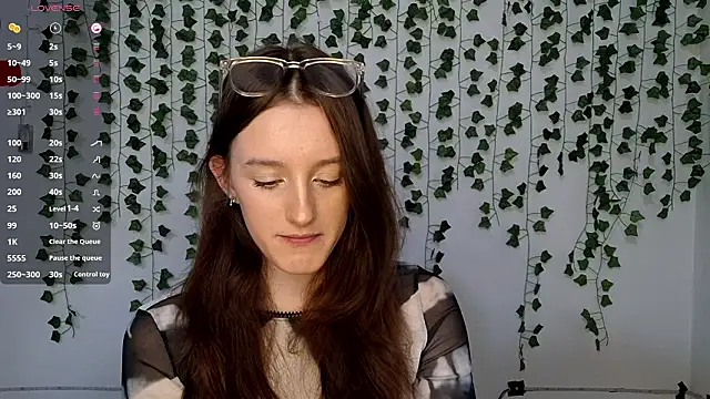 LisaBoddy online show from 02/19/26, 01:41