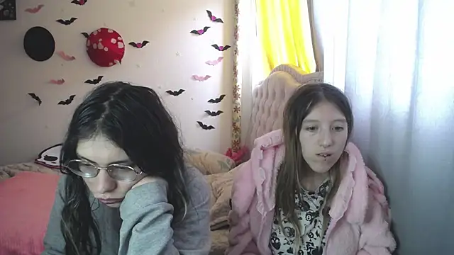 Briar y Blair online show from 03/13/26, 04:12