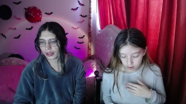 Briar y Blair online show from 04/07/26, 03:25