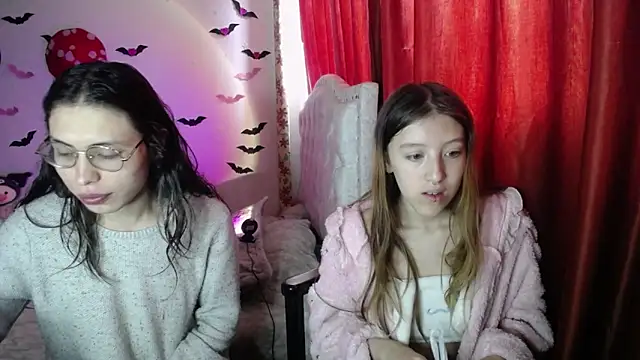 Briar y Blair online show from 04/10/26, 03:52