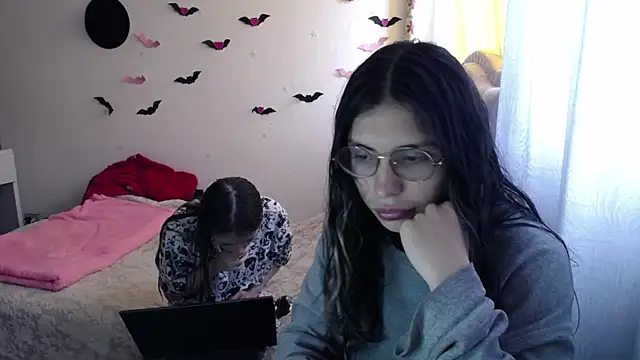 Briar y Blair online show from 01/12/26, 05:42