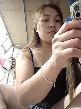 Snapshot of Anlasi9 chatting on 12/16/25, 01:48 Anlasi9 online show from 12/16/25, 01:48